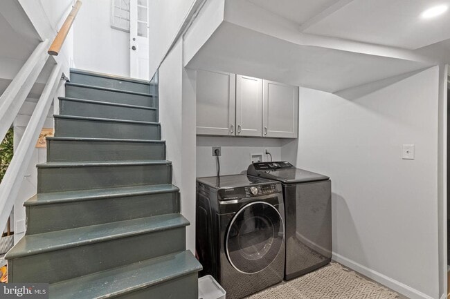 Building Photo - 4500 Eastway Ct