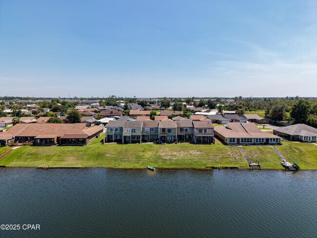 Building Photo - 115 Marin Dr