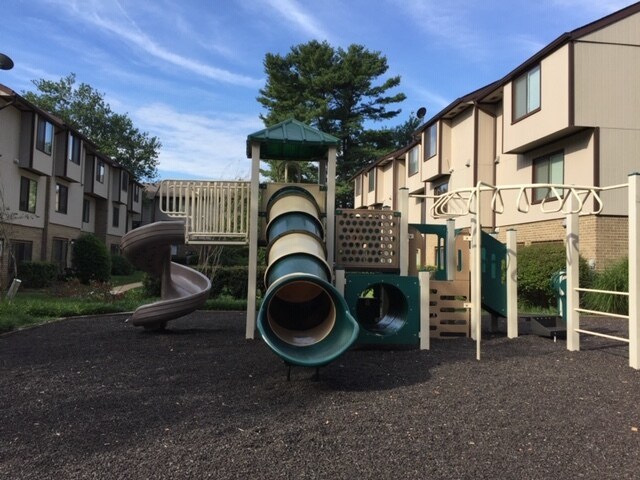 Building Photo - 1710 Westwind Way