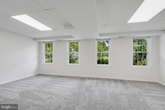 Building Photo - 8722 Litwalton Ct