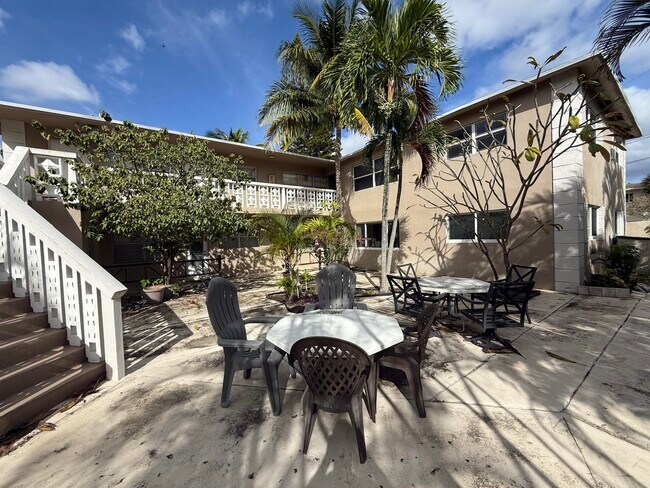 Building Photo - 500 SW 15th St