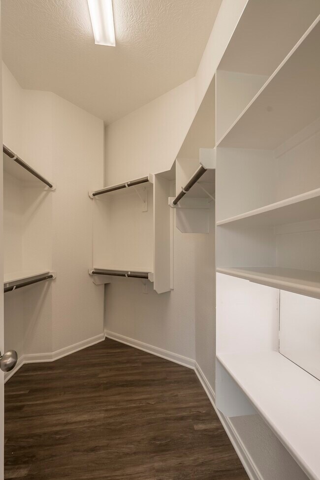 Building Photo - 7418 Masters Dr
