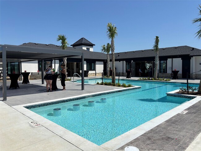 Building Photo - 19006 Yellow Bells Wy