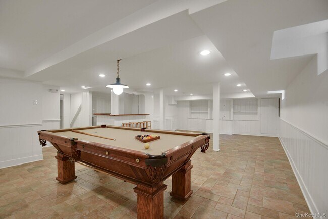Building Photo - 46 Fenimore Rd