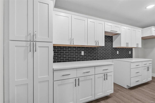 Building Photo - 128 Beechwood Ln