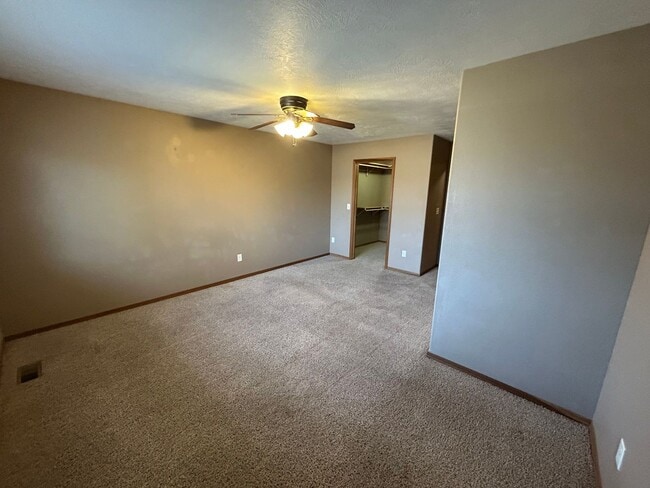 Building Photo - Spacious West Side Gem with Modern Comforts and Endless Possibilities!