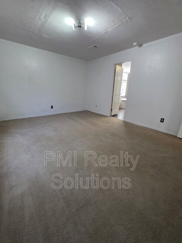 Building Photo - 31312 S 369th W Ave