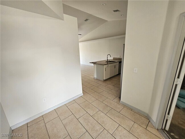 Building Photo - 4113 Skyline Blvd