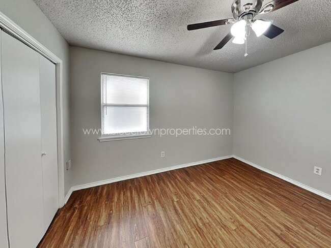 Building Photo - 648 S Rogers Rd