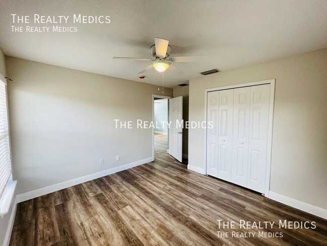 Building Photo - 1356 Periwinkle Blue Way