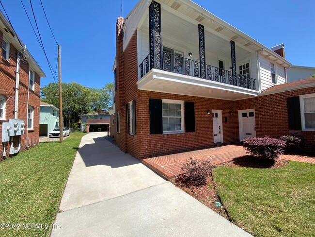 Building Photo - 1271 Belmont Terrace