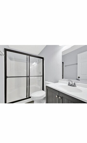Building Photo - 7140 Mariner Dr