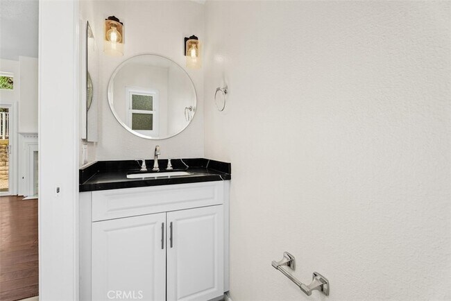 Building Photo - 5847 E Rocking Horse Way