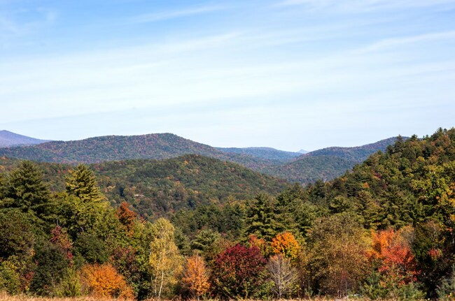 Building Photo - 242 Eastman Mountain Rd