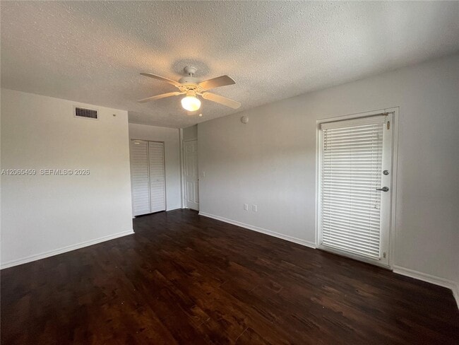 Building Photo - 5025 Wiles Rd