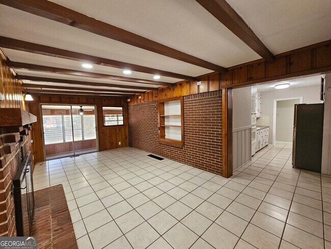 Building Photo - 2654 Plantation Dr