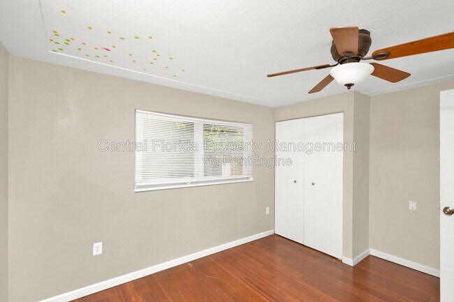 Building Photo - 226 S Hill Ave