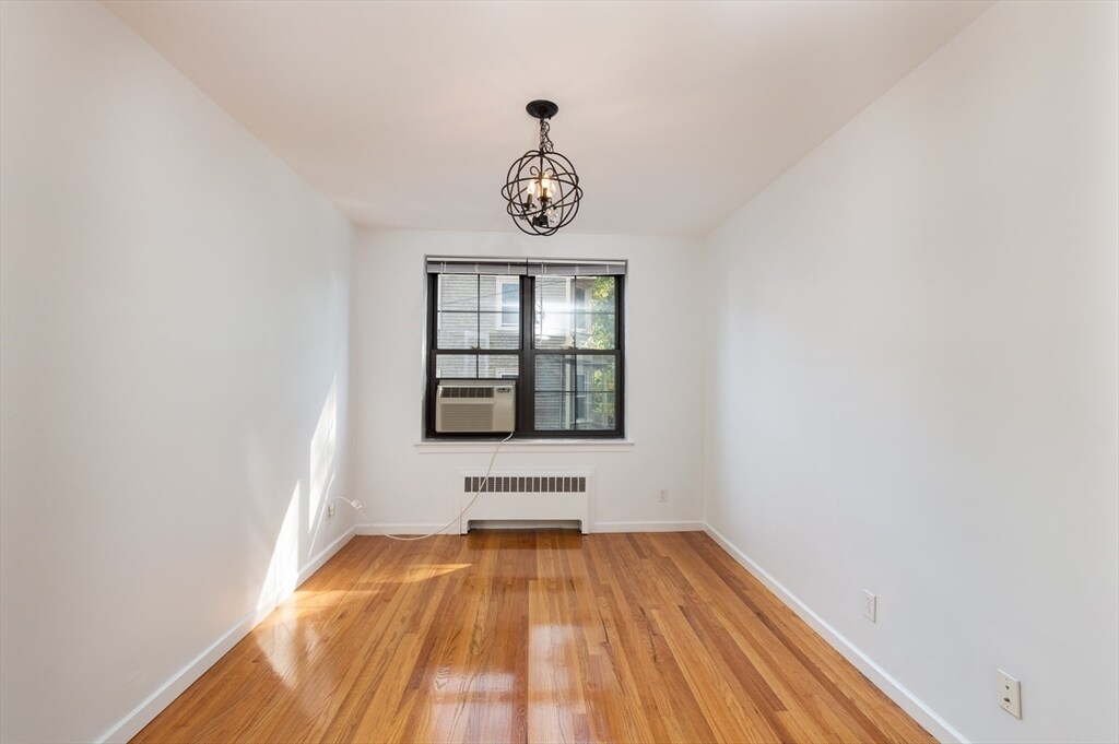 Building Photo - 43 Harvard St