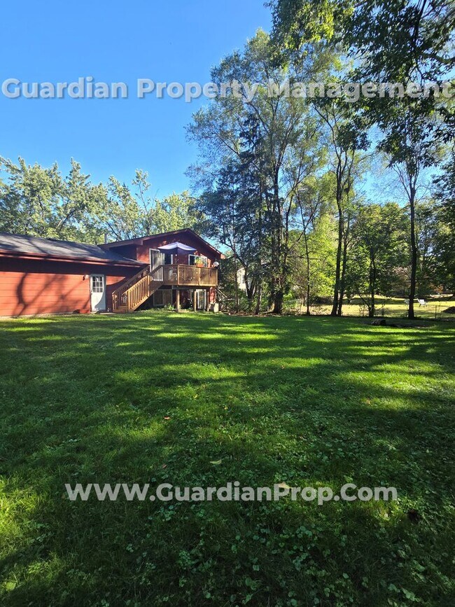 Building Photo - 2663-2665 Rice Creek Terrace