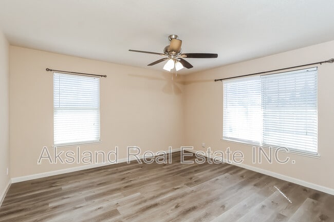 Building Photo - 624 Reed Ct