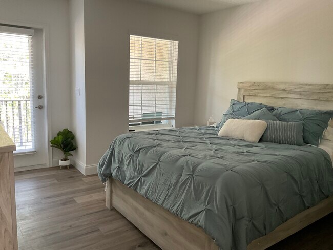 Building Photo - 3457 Medici Blvd