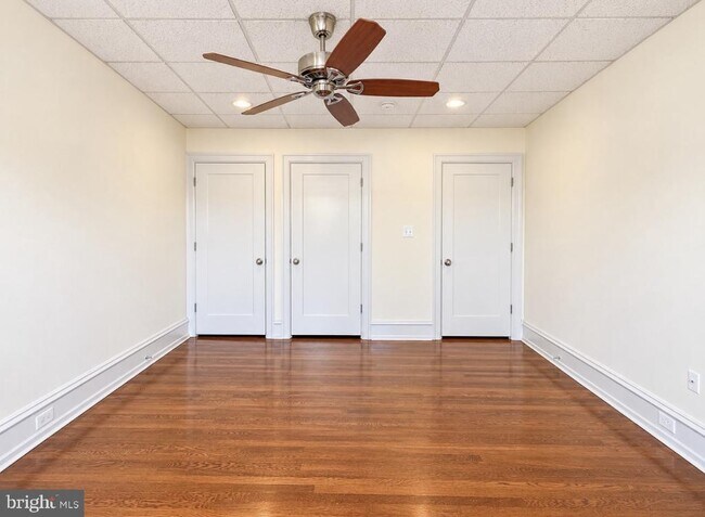 Building Photo - 815 Fayette St