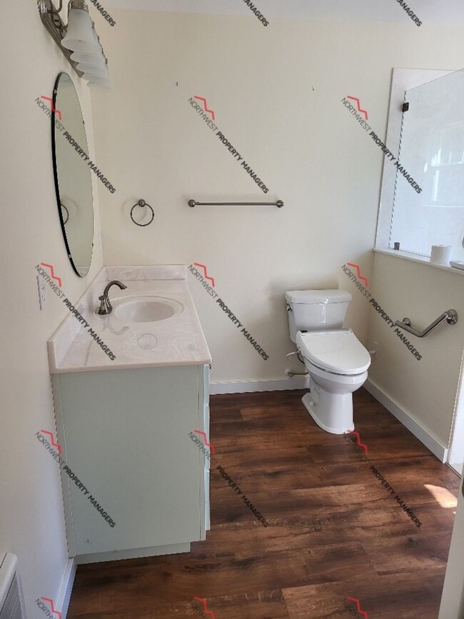 Building Photo - STATUS *RENTED* | R207 | $2100