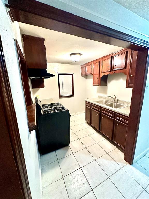 Building Photo - 32 Farrell St