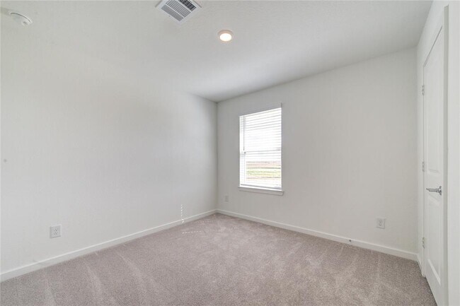 Building Photo - 7715 Primrose Myrtle Ln