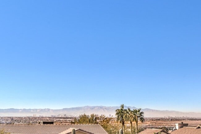 Building Photo - RARE HORSE PROPERTY FOR RENT – NEAR BLM LAND | HENDERSON, NV