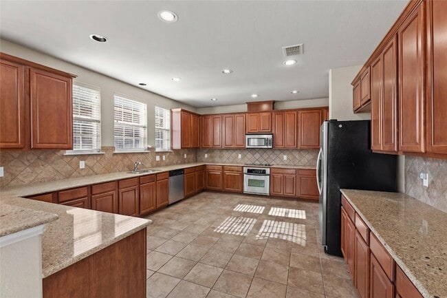 Building Photo - 2008 Spotted Ct