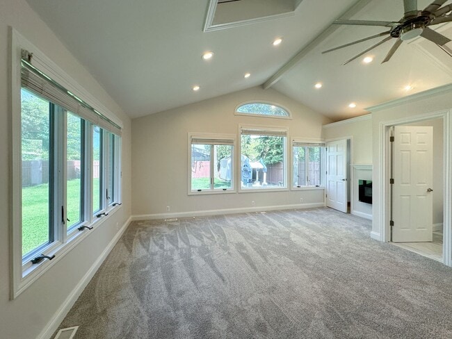 Building Photo - Stylish Grosse Pointe Woods Ranch with EV ...
