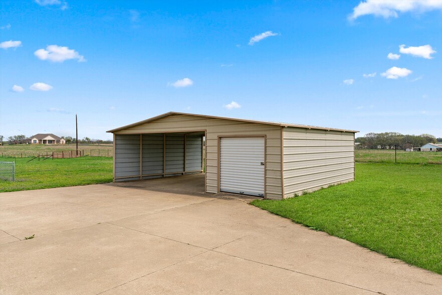 Building Photo - 5210 Cedar Creek Rd