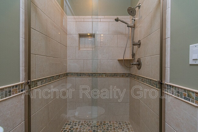 Building Photo - 217 16th St