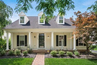 Building Photo - 7179 Fernridge Dr