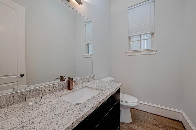 Building Photo - 5226 Kiam St