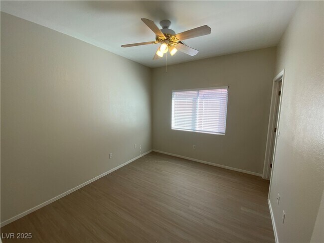 Building Photo - 2754 Grande Valley Dr