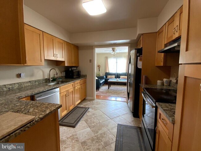 Building Photo - 1040 Trevino Ln