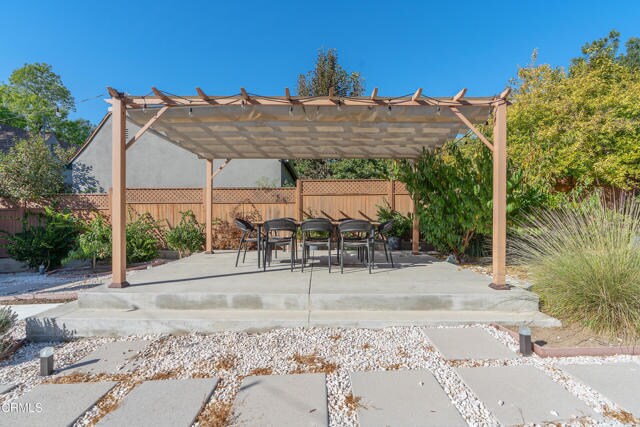 Building Photo - 5200 Dahlia Dr