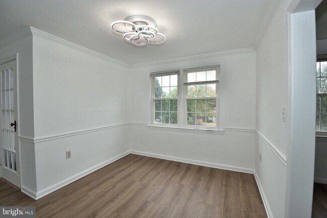Building Photo - 1302 Belle View Blvd
