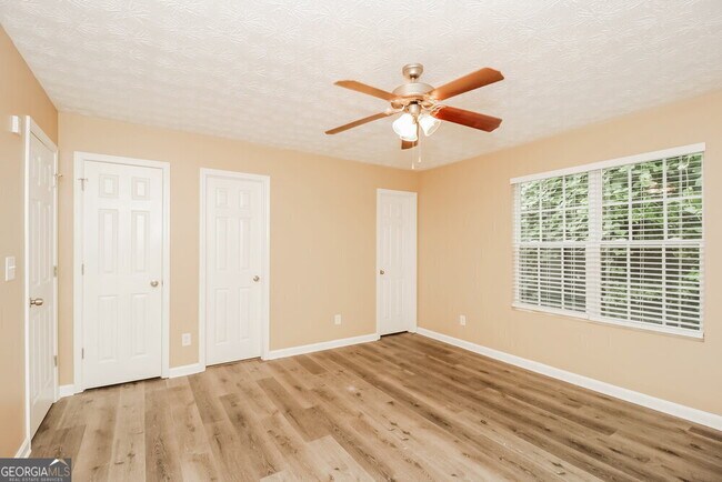 Building Photo - 108 Cobblestone Dr