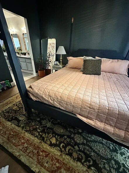 Building Photo - 1465 Vaquero Gln