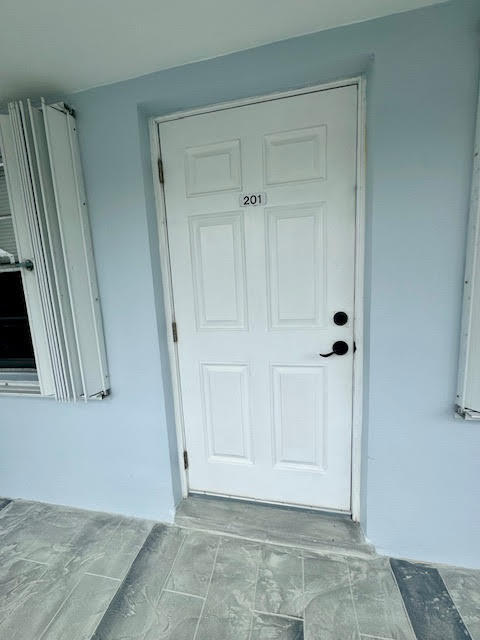 Building Photo - 5520 N Ocean Blvd