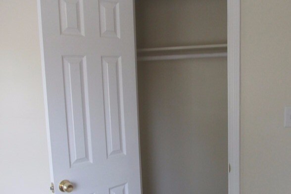 Building Photo - 1 Green Gate Ct