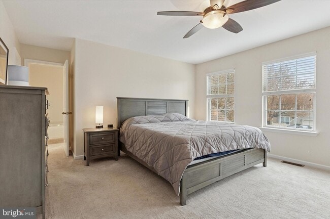 Building Photo - 235 Copper Beech Dr