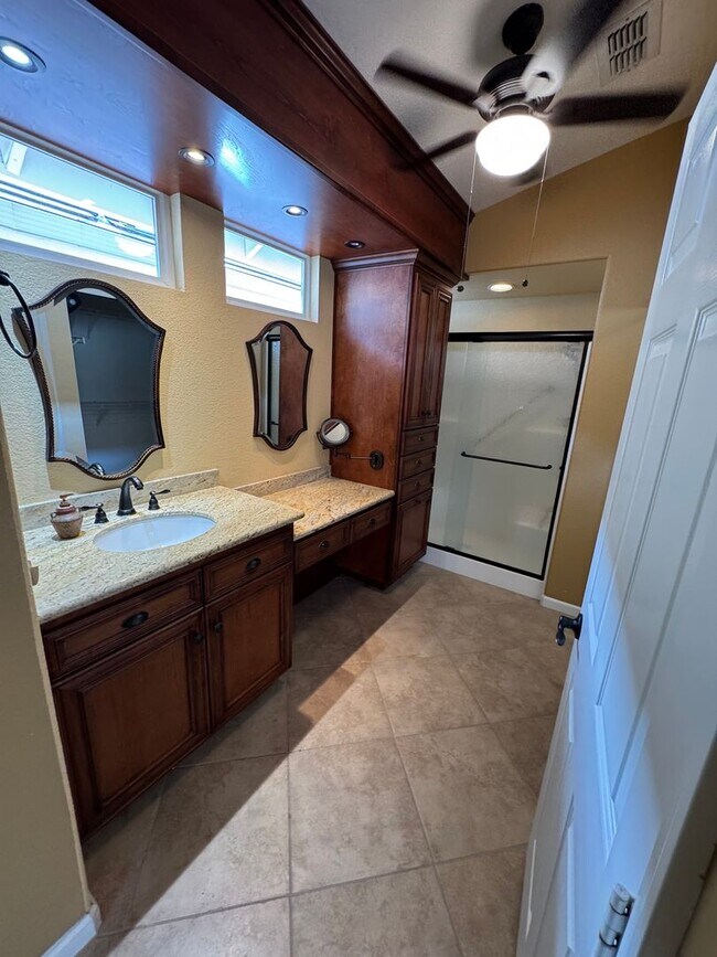 Building Photo - DEL WEBB 55+ Adult Community in Roseville!