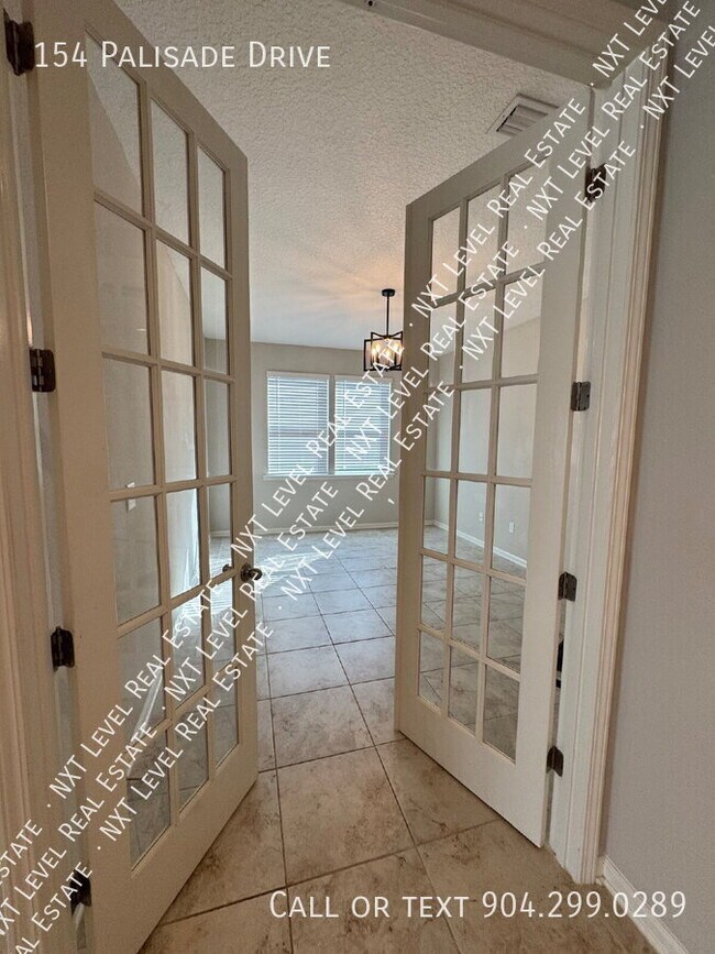 Building Photo - 154 Palisade Dr