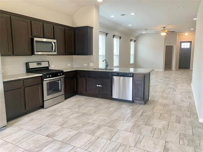 Building Photo - 5925 Malta Cir