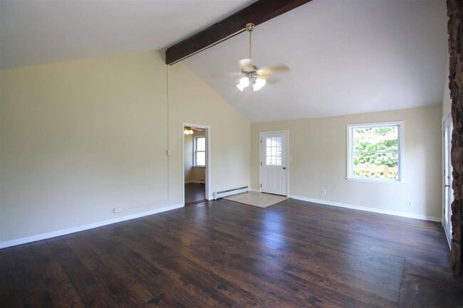 Building Photo - 1378 Hermance Rd