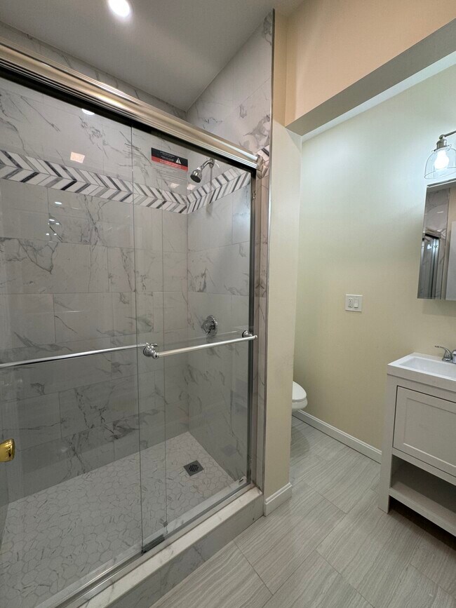 Building Photo - 30 Wadsworth St